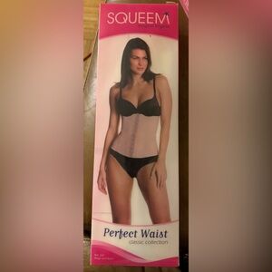 NEW… Squeem waist cincher size Small